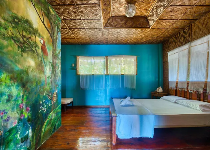 Hotel Pilar Pilapil *